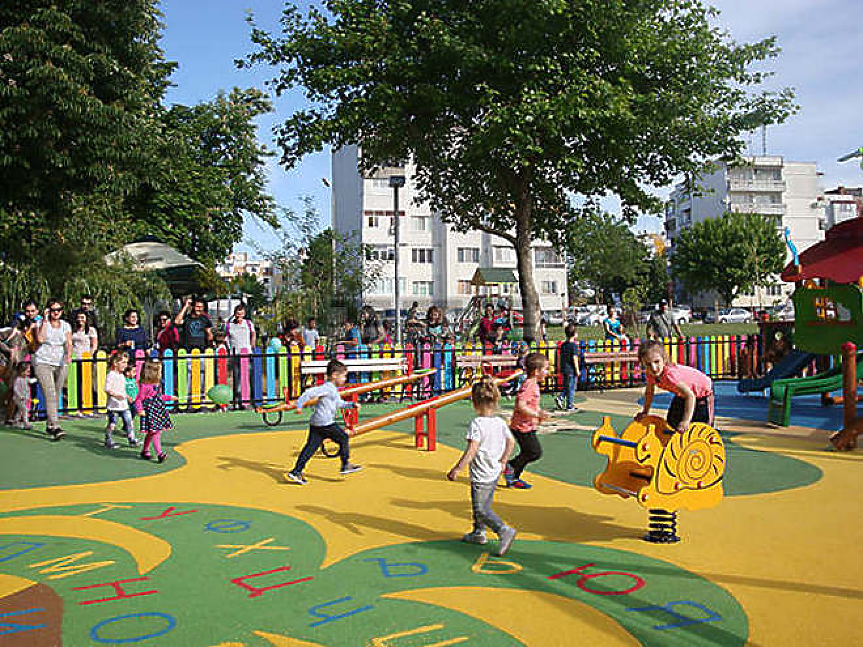 Детските градини в София - 11 000 деца влизат, над 10 хил. не влизат