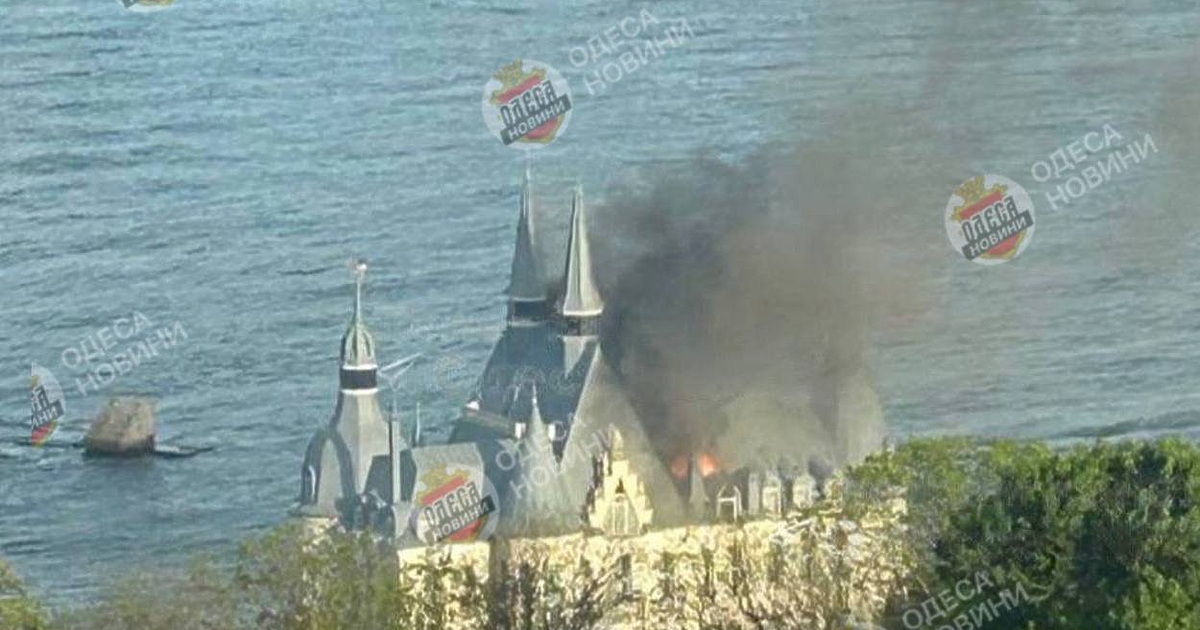 Пореден руски въздушен обстрел над Одеса. Черноморският град отново бе атакуван тази нощ с балистични ракети. Въздушната