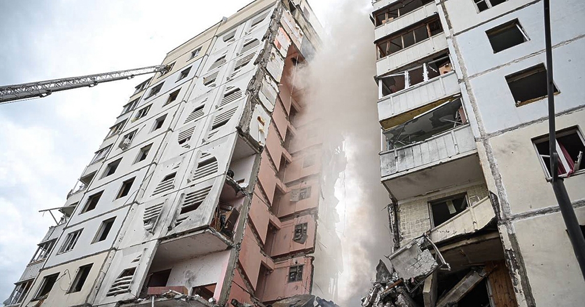 Жилищен блок се срути частично в руския град Белгород, най-малко