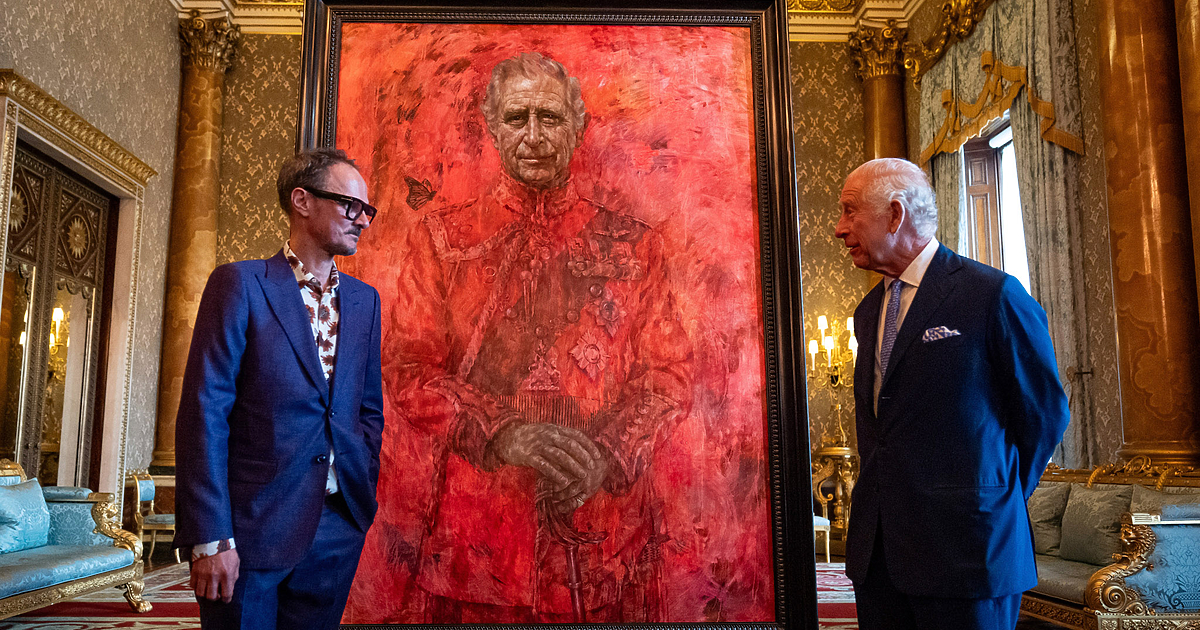 Крал Чарлз Трети представи сам в Бъкингамския дворец портрета си,