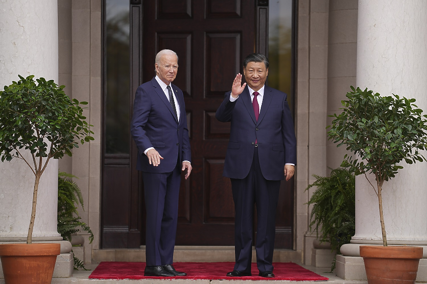 Вашингтон въвежда нови тарифи върху китайски стоки