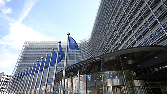 Европейската комисия отпусна 50 милиона евро на евро на Република