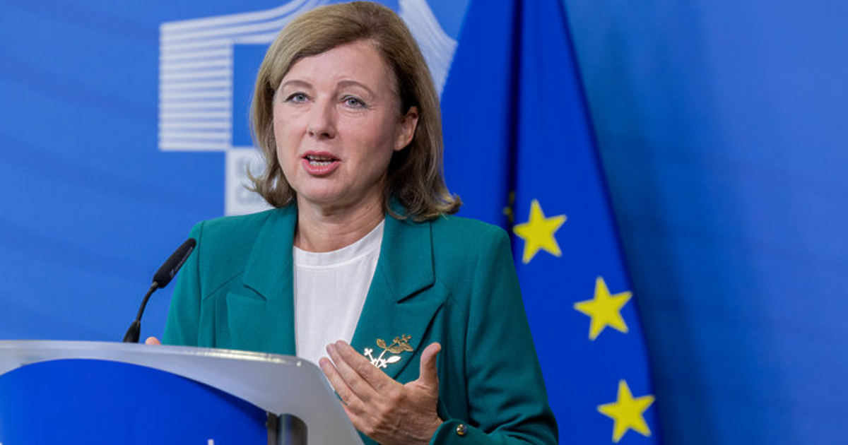 ЕС забранява на Русия да финансира медии, неправителствени организации и