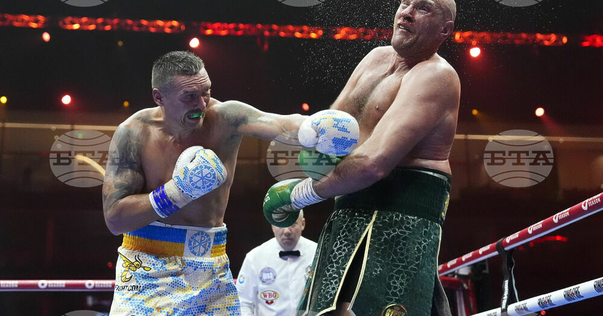 Украинецът Олександър Усик е абсолютният световен шампион по бокс в