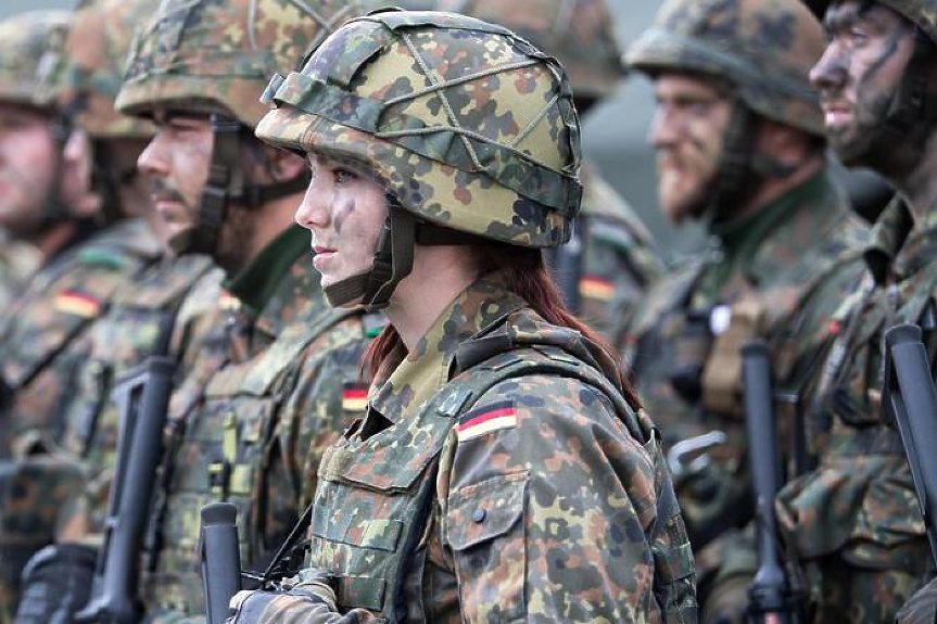 Германската армия ще набира новобранци с 