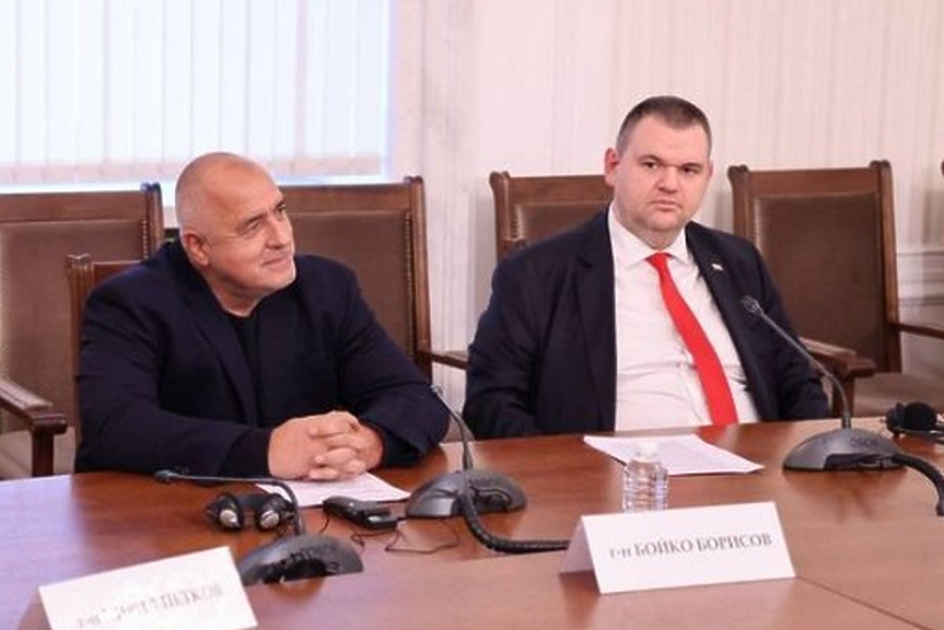 Пеевски няма несиметрично голяма власт, а изолацията на ДПС е невъзможна, смята Борисов