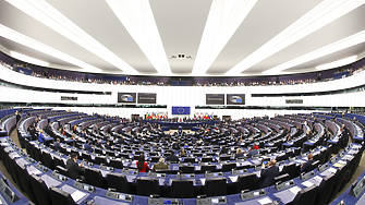 „Политико“: „Възраждане“ преговаря за нова крайно дясна партия в Европарламента