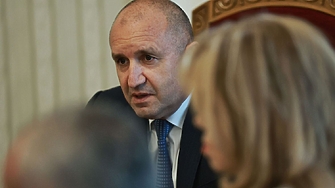 Президентът Румен Радев продължава политическите консултации за съставяне на правителство