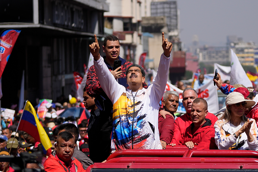 Мадуро възобновява преговорите със САЩ