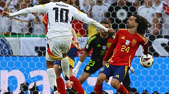 Специалист: Няма дузпа за Германия срещу Испания