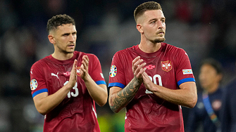 Националният отбор на Сърбия по футбол заплаши че ще напусне