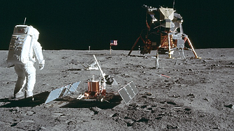 55 години от стъпването на Луната: рекордите, самотникът в Космоса, прахът