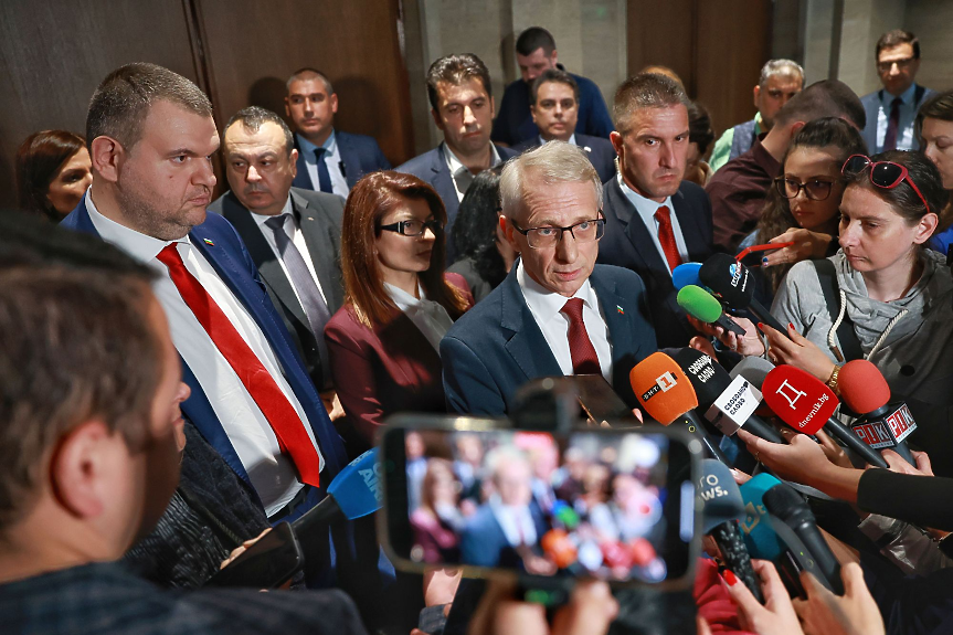 Денков пише до Пеевски: Предизвикахте избори, сега създайте правителство