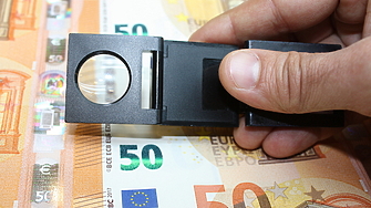 Законът за еврото беше приет на първо четене в петък