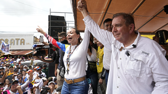 Oпозицията във Венецуела: Мадуро трябва да разбере, че е победен (ВИДЕО)