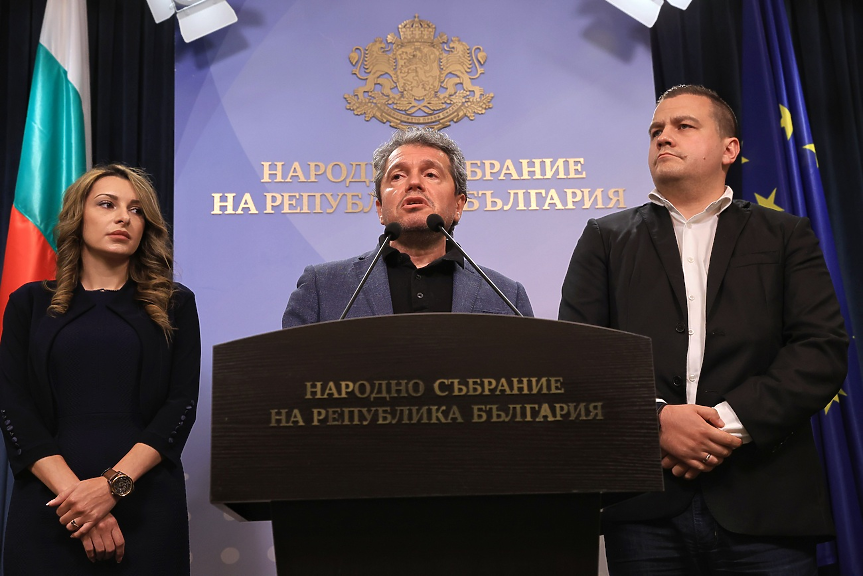 Вече 48 депутати подкрепят кабинет с мандат на ИТН, обяви Балабанов