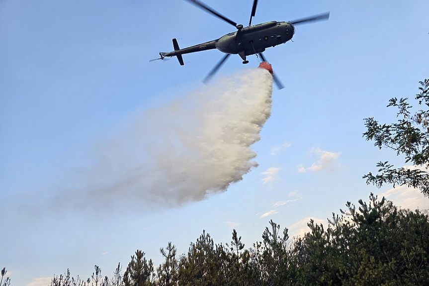 Пожарите в страната продължават, огънят над Сенокос в Пирин все още не е овладян