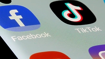 Европейската комисия е започнала проверка на параметрите по които TikTok