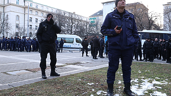 Първо забраниха, после позволиха, после опитаха и после разтуриха Луковмарш