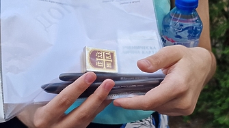 Уж учат в математически гимназии, но избират матура по езици