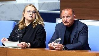 БНТ: Сериозни суми са открити у Катамарана и Деница Златева