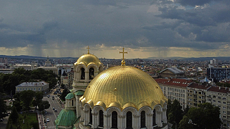 Утре ще бъде облачно, в Западна България ще вали