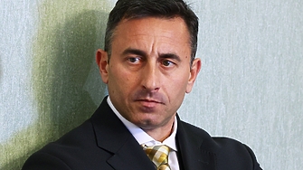 Правителството предлага Румен Спецов за особен управител на "Лукойл"