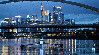 Бундесбанк плаши германските банки с нарастващи рискове