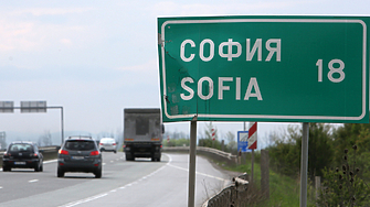 Ограничение на скоростта и затворена аварийна лента на АМ "Хемус"