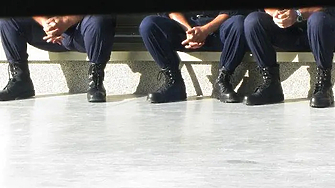 Питат Митов: наистина ли полицай е уволнен, след като е работил по наркодилъри, свързани с ДПС-Ново начало