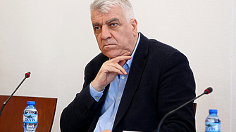 Съдът на ЕС: Няма решение за допустимостта на жалбата на Румен Гечев срещу еврото