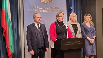 Коледна добавка за пенсионерите ще има, Новото начало им дарява по 54 стотинки