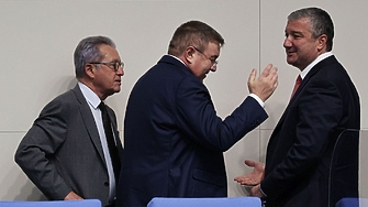 С бюджетна корекция за 2 млрд. евро: готвят одържавяване на „Лукойл“ чрез ББР