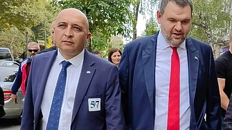 Кърджалийският кмет съветва Терзиев да се снима под герба с Пеевски, за да му потръгне