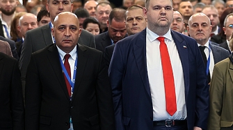 Пеевски нападна Терзиев, ПП-ДБ и "Спаси София" за зоните - "забрави" за ГЕРБ и Кърджали