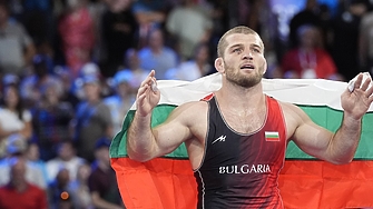 Русия опитва да спре теча на шампиони по борба - забранява смяната на гражданство