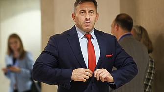 Лоялни и готови да служат