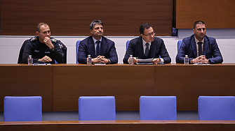 Изслушването на Митов - МВР пази реда само по предварителна заявка