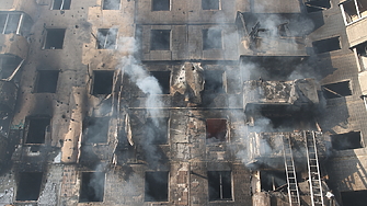 Най-малко 25 загинаха при руски въздушен рейд в Западна Украйна, 19 от тях изгоряха живи, включително 3 деца