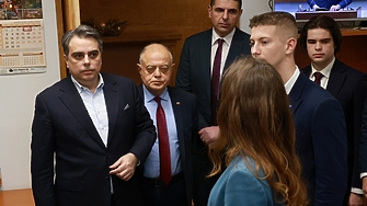 ПП-ДБ внесе вот на недоверие. Очаква подкрепа и бързи избори