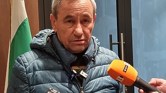 Въпросите около танкера, който заседна край Ахтопол: изоставен в наши води от турски влекач, без капитан на борда