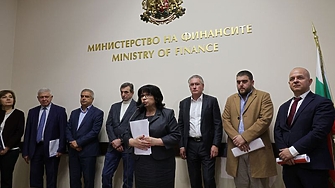 Без скок на осигуровките, заплатите за МВР и служби, без СУПТО. Нов бюджет - в понеделник