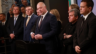 ДЕНЯТ В НЯКОЛКО РЕДА: оставка взета