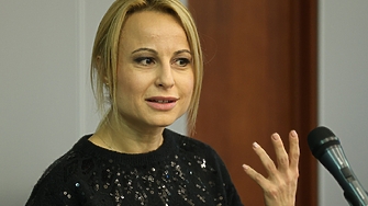 бТВ заличи Мария Цънцарова. Тя: Срещу името ми трябва да добавим "свалена от ефир" 