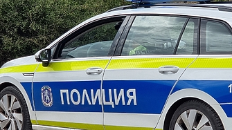 Задържани хора от "полицейската наркобанда" и в Ловеч