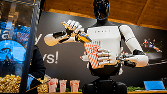 2026 г.: роботът излиза на сцената