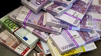 "Аз съм против, левът е нашата валута, Европа е в упадък". Ройтерс с репортаж от България по повод еврото