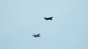 Дрон "Байрактар" за пръв път порази F-16 в симулиран бой