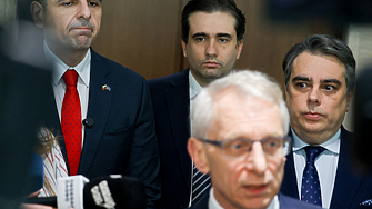 Властта се опита да прокара първия вариант на бюджета. После се отказа, след като от ПП-ДБ обявиха протест