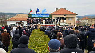 Пеевски отново не отиде на възпоменанията на Тюркян чешма